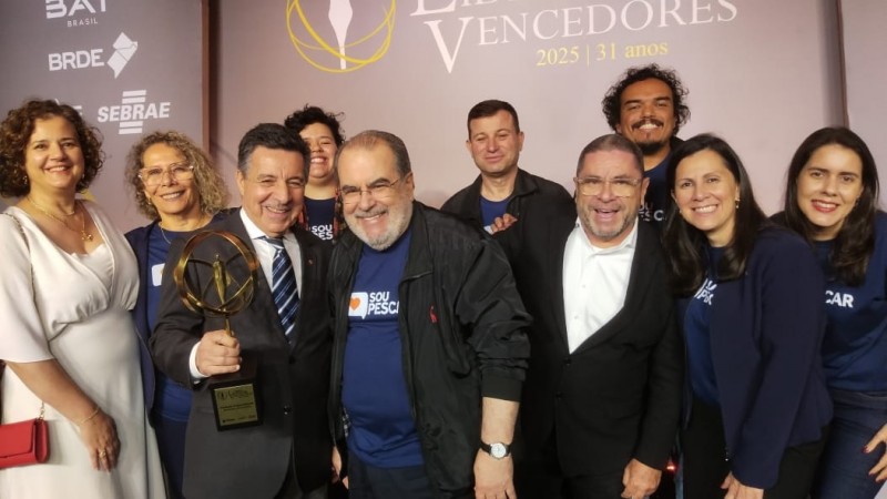 Fundação Projeto Pescar recebe o prêmio Líderes e Vencedores