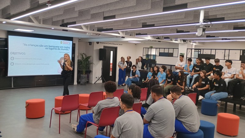 Programa Libertar Realiza Palestra para Turmas no Hub de Inovação